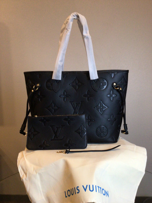 Louis Vuitton Bag with small Change Bag 